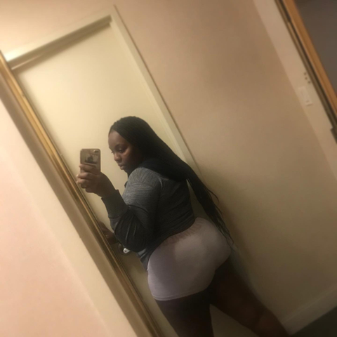 @thick_riri