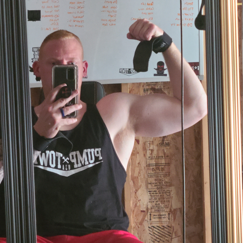 Louie Matthews - beefcake_ginger OnlyFans