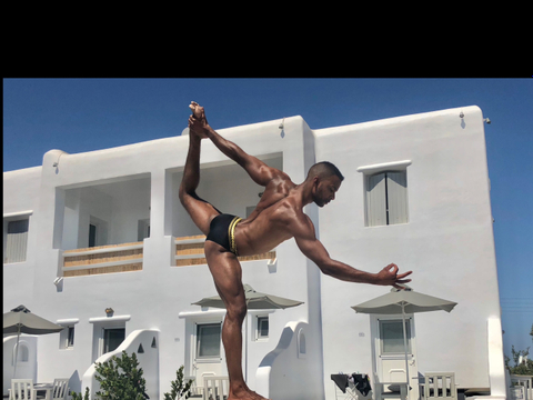 yogi_trainer nude