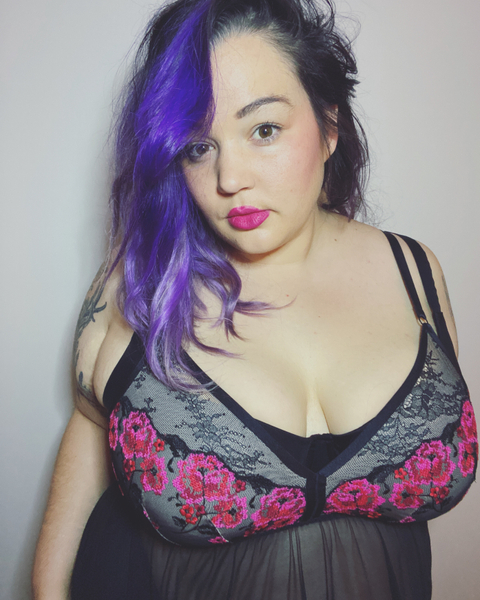 @curvyspaceprincess