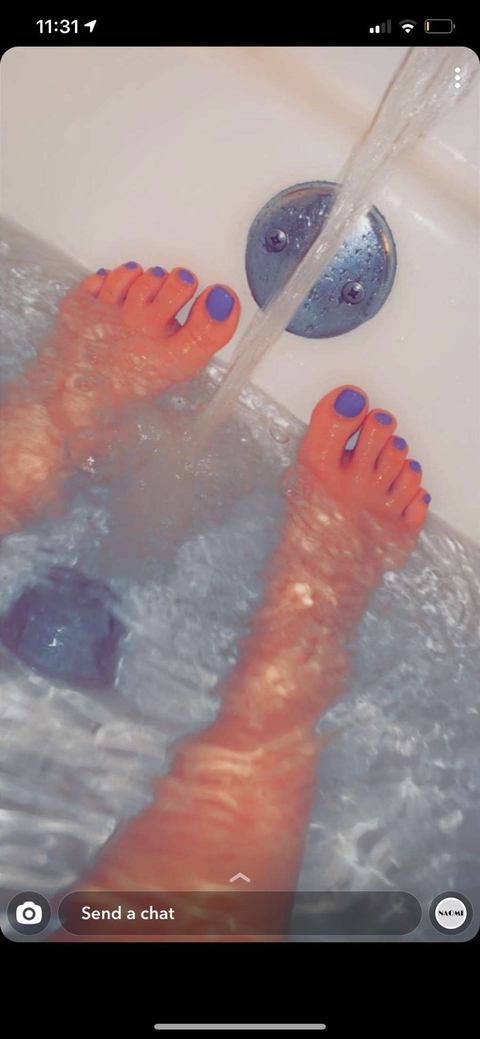 barefootbunnyyyy23 nude