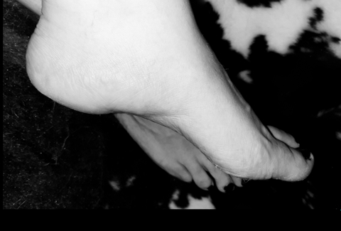 tothefeet nude