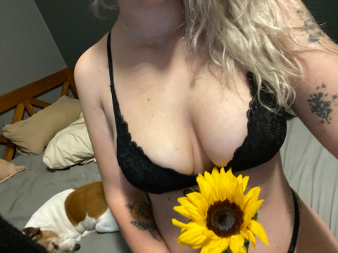 @sunflowerkitten_x