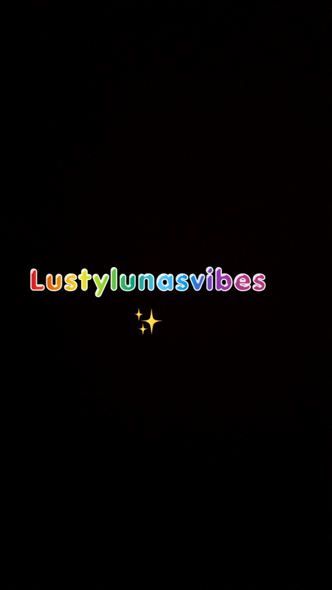 lustylunasvibes nude