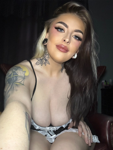 @lillyknoxxfree