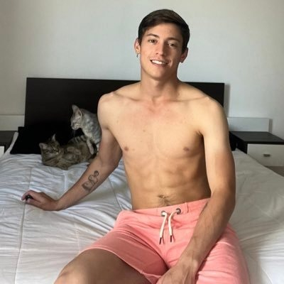 antolopez19 nude