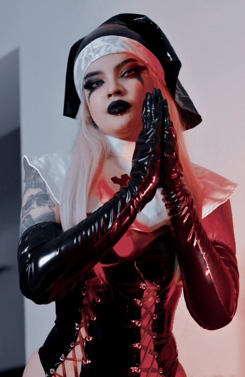 @gothdarling