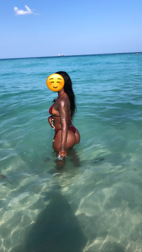 @thickassneke