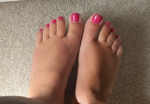 @sweetfeetbaby215