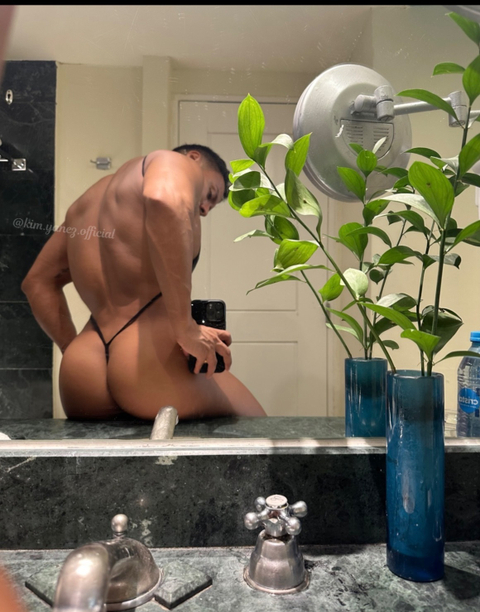 kimyanezoficial nude