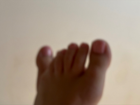 peteetfeetforyou nude