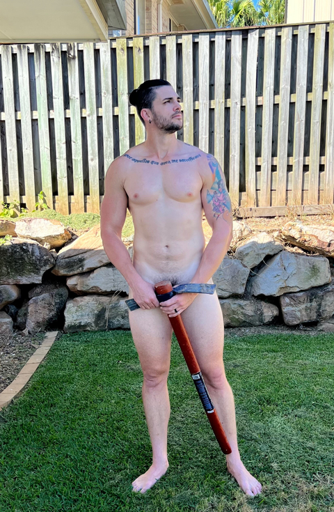 @naked-gardener