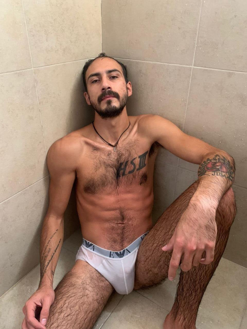 hector.sanchez.39 nude