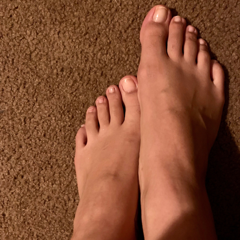 @feet4.u