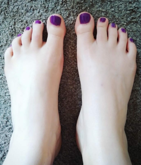 simplyfeetfet nude