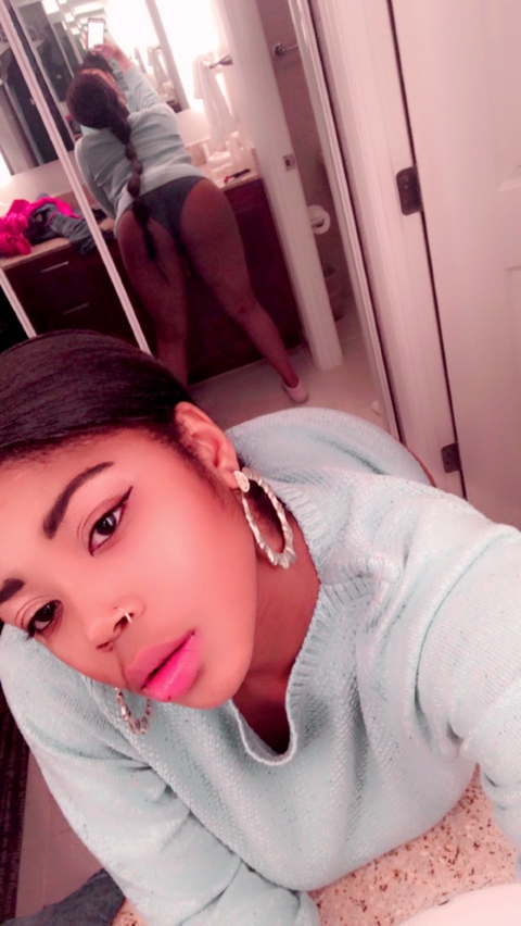 Mona Lisa - moanalillisa OnlyFans