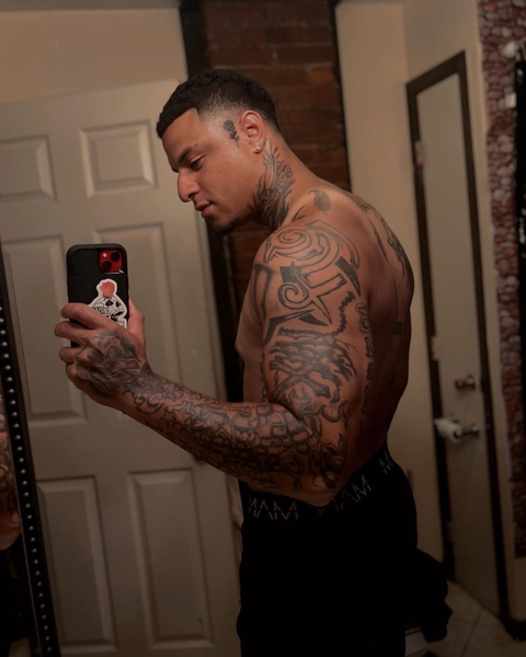 @tattedlightskin29