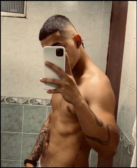 juanpatino24 nude