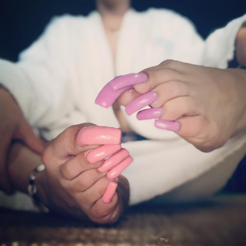 soa_toenails nude