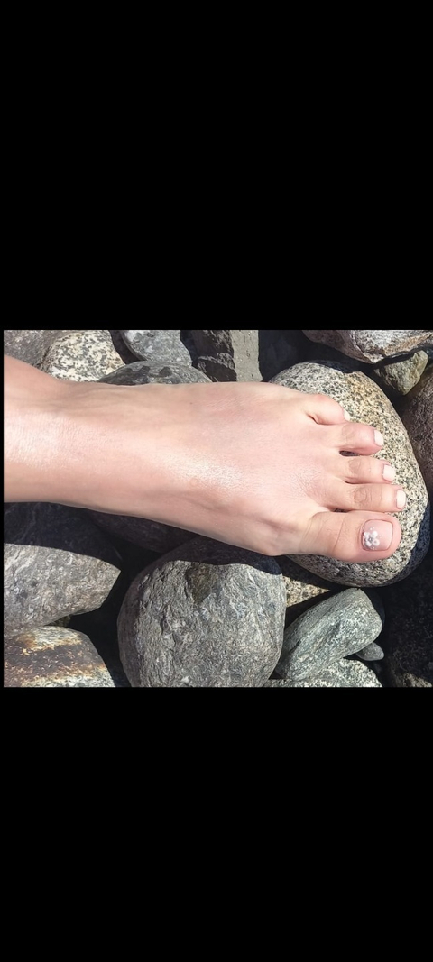 @sexy.feet.checkmeout