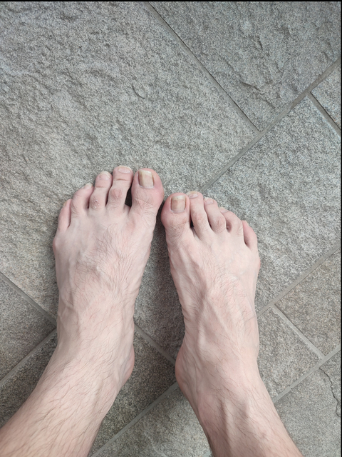 @feet.food.fetish