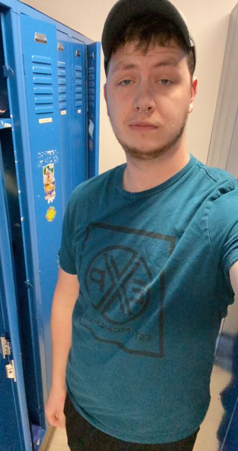 Cody Armbruster - iowa_bisex OnlyFans