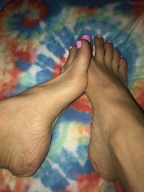 @bbyjamietoes