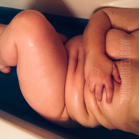 moonqueenbbw nude