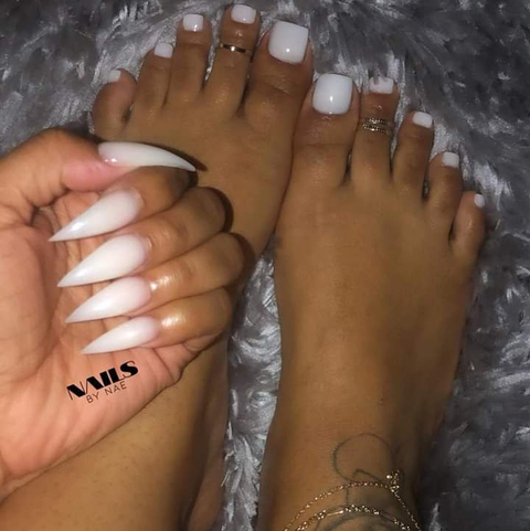 @sweetfeets27