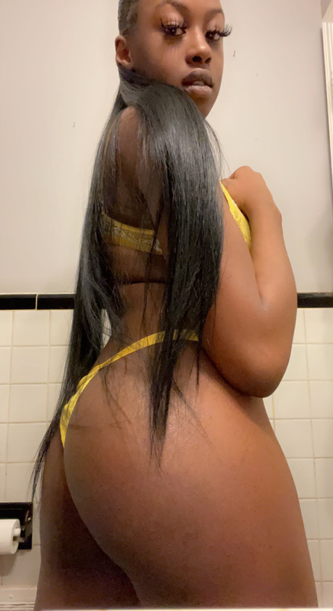 darkskincutie25 nude