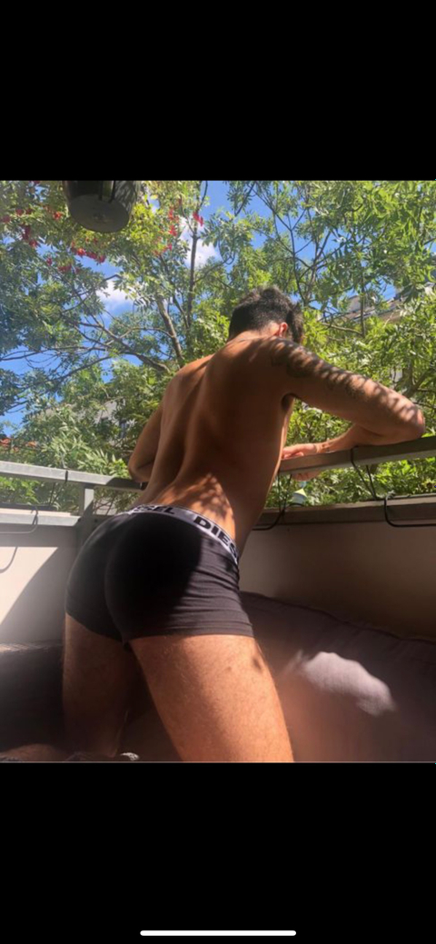 @pabllo-theskinnytwink