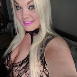 @valleryvixen