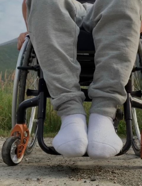 @wheelchairfeet