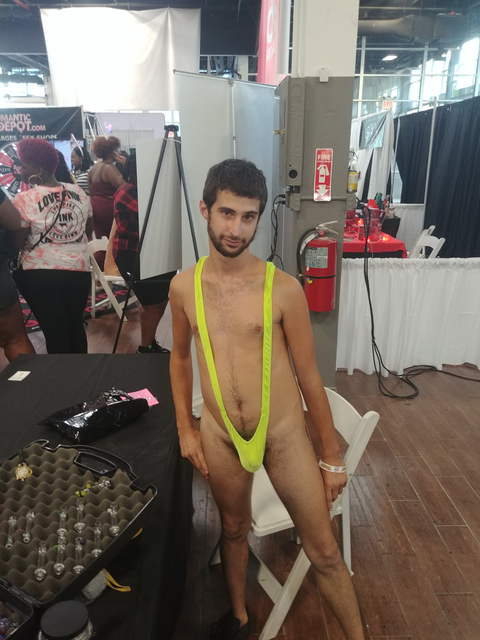 mike23222 nude