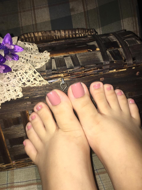 feetwhite22 nude