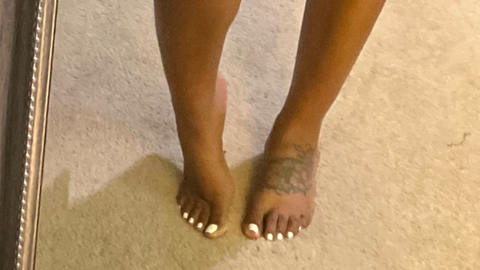 simplysoftfeet1 nude