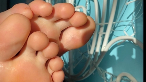 small_girl_feet nude