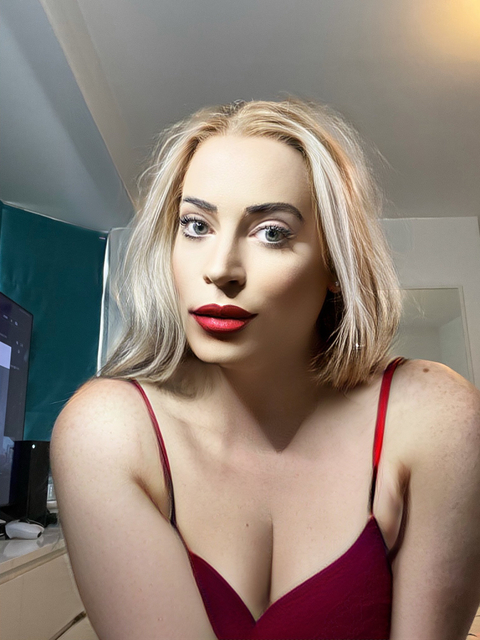 Mistress Emily OnlyFans Account - ts-emily