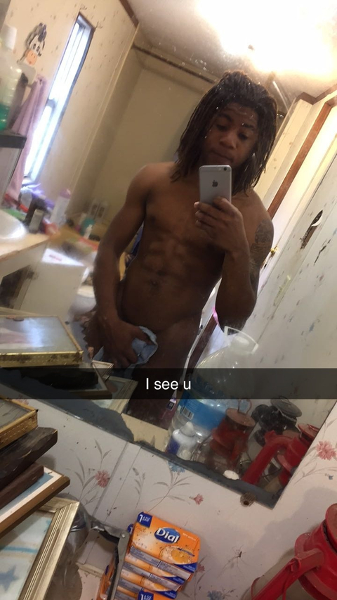 yungsolo1017 nude