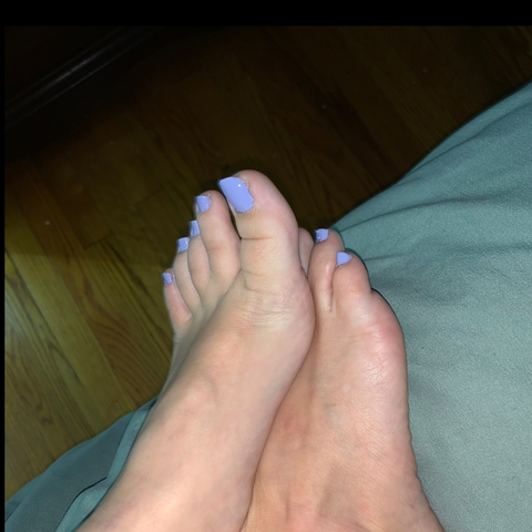 touchmytoez nude