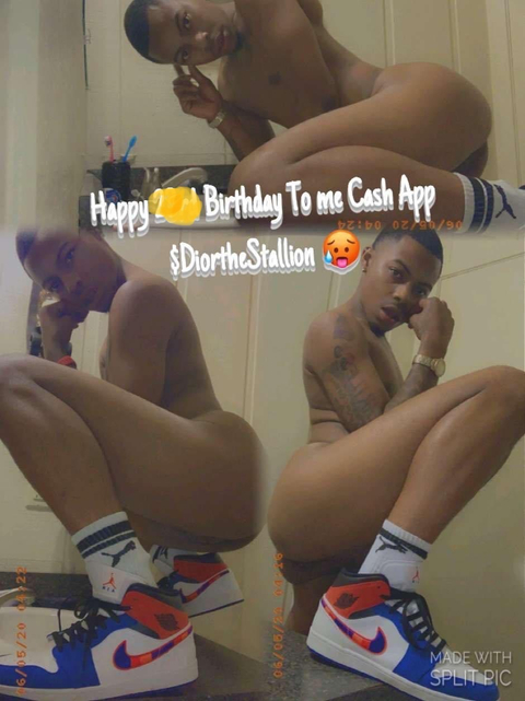 theestallion22 nude