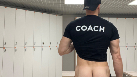 lockers_coach nude