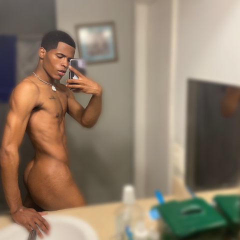 slimlani nude