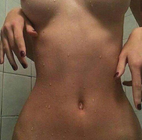 xamelieo nude