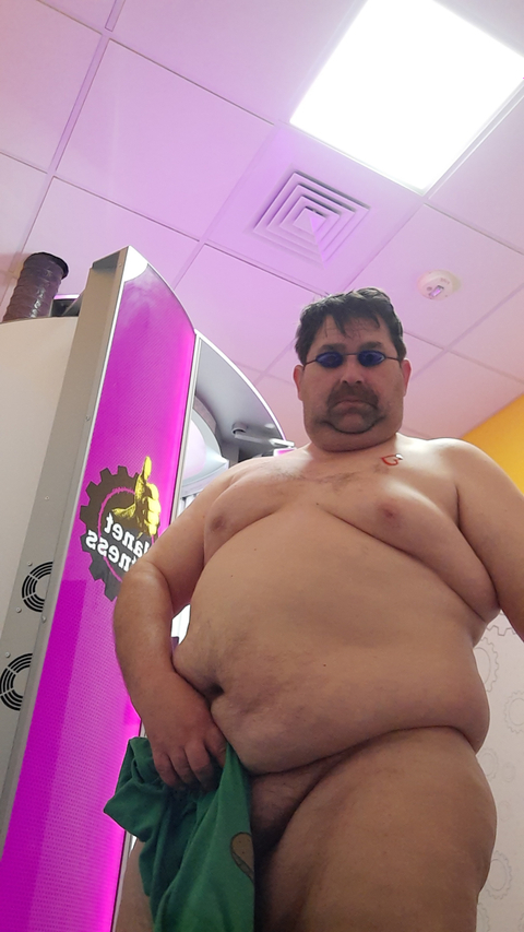 chubbyrich nude