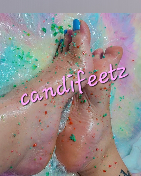 candifeetz32 nude