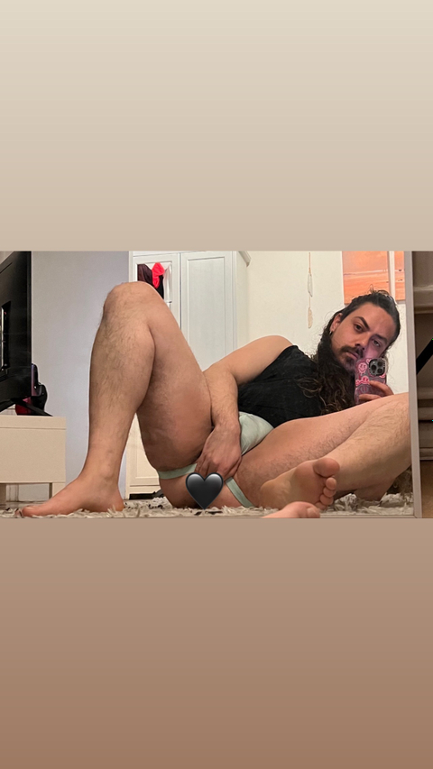 thelonghairone nude