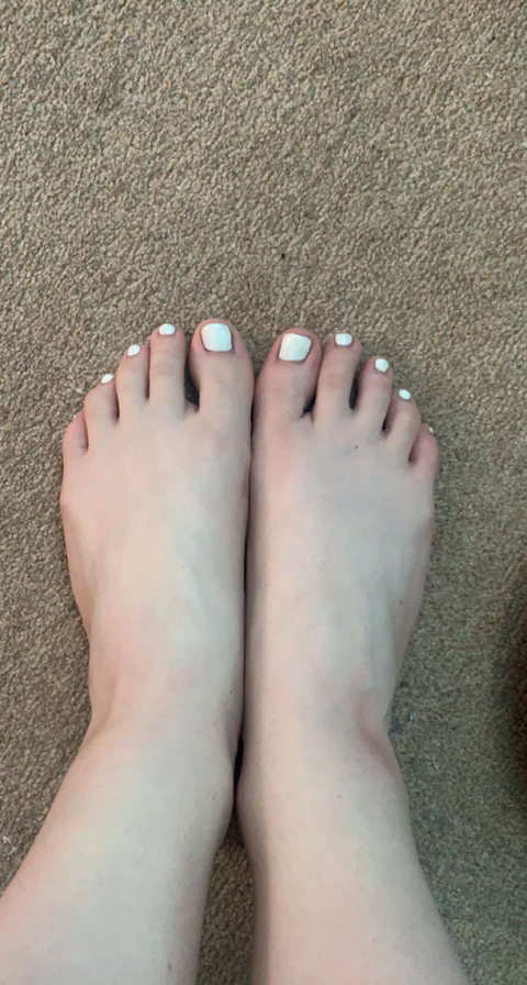 @footqueen2412