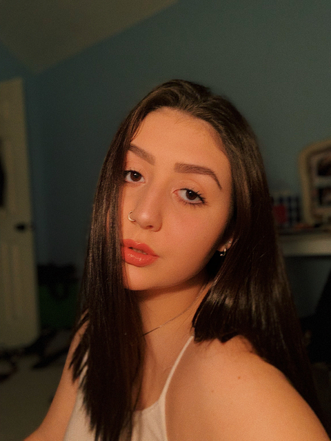 Nessa - curvywhitebitch OnlyFans