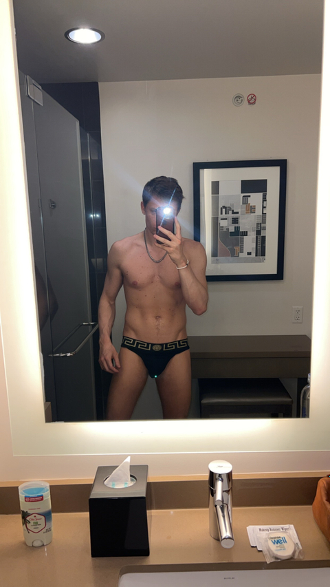 mitchyboy96 nude